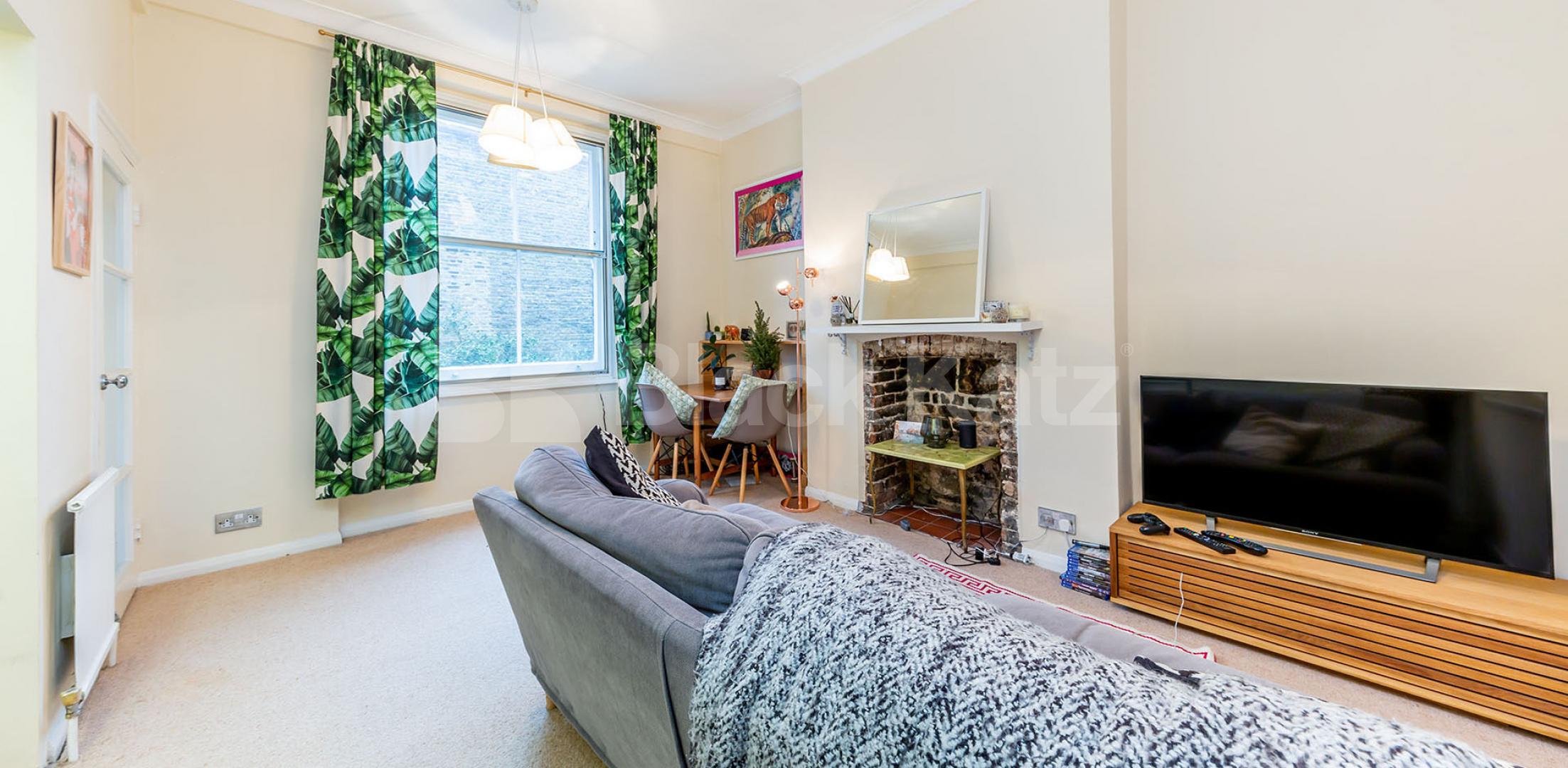 Contemporary cosy one bed in the heart of primrose hill mins to tube & shops Gloucester Avenue, Primrose Hill / Regents Park